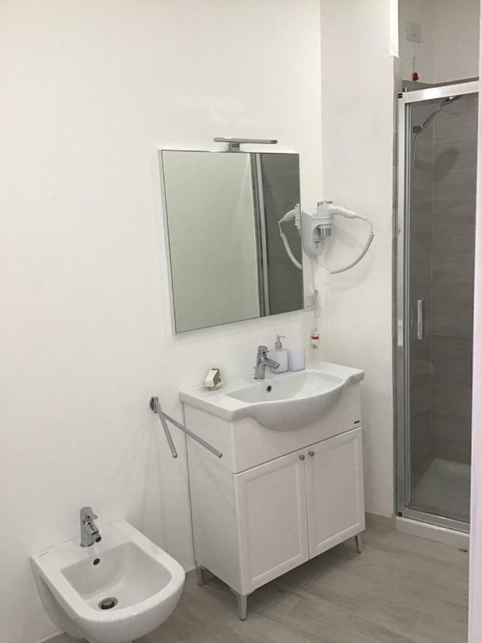 Appartamento Rubino - Lovely Little Flat 3 Minutes From Golf Club 5 Minutes From Lake Soiano Del Lago Buitenkant foto