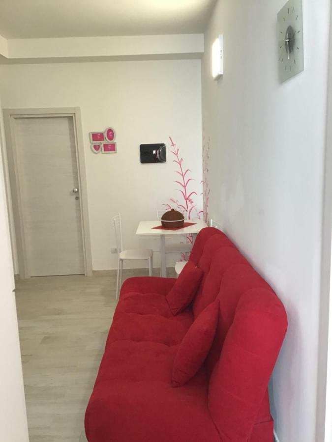 Appartamento Rubino - Lovely Little Flat 3 Minutes From Golf Club 5 Minutes From Lake Soiano Del Lago Buitenkant foto