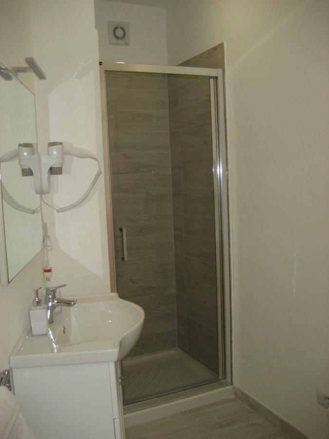 Appartamento Rubino - Lovely Little Flat 3 Minutes From Golf Club 5 Minutes From Lake Soiano Del Lago Buitenkant foto